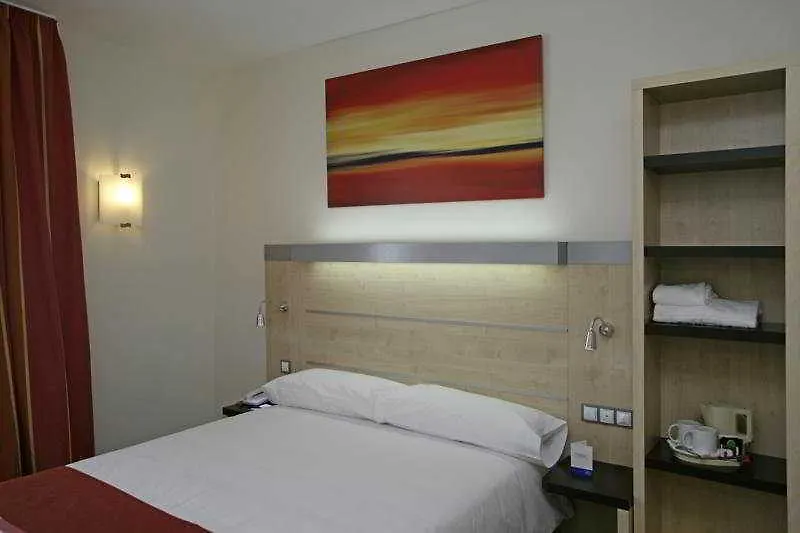 Holiday Inn Express Barcelona City 22@ By Ihg