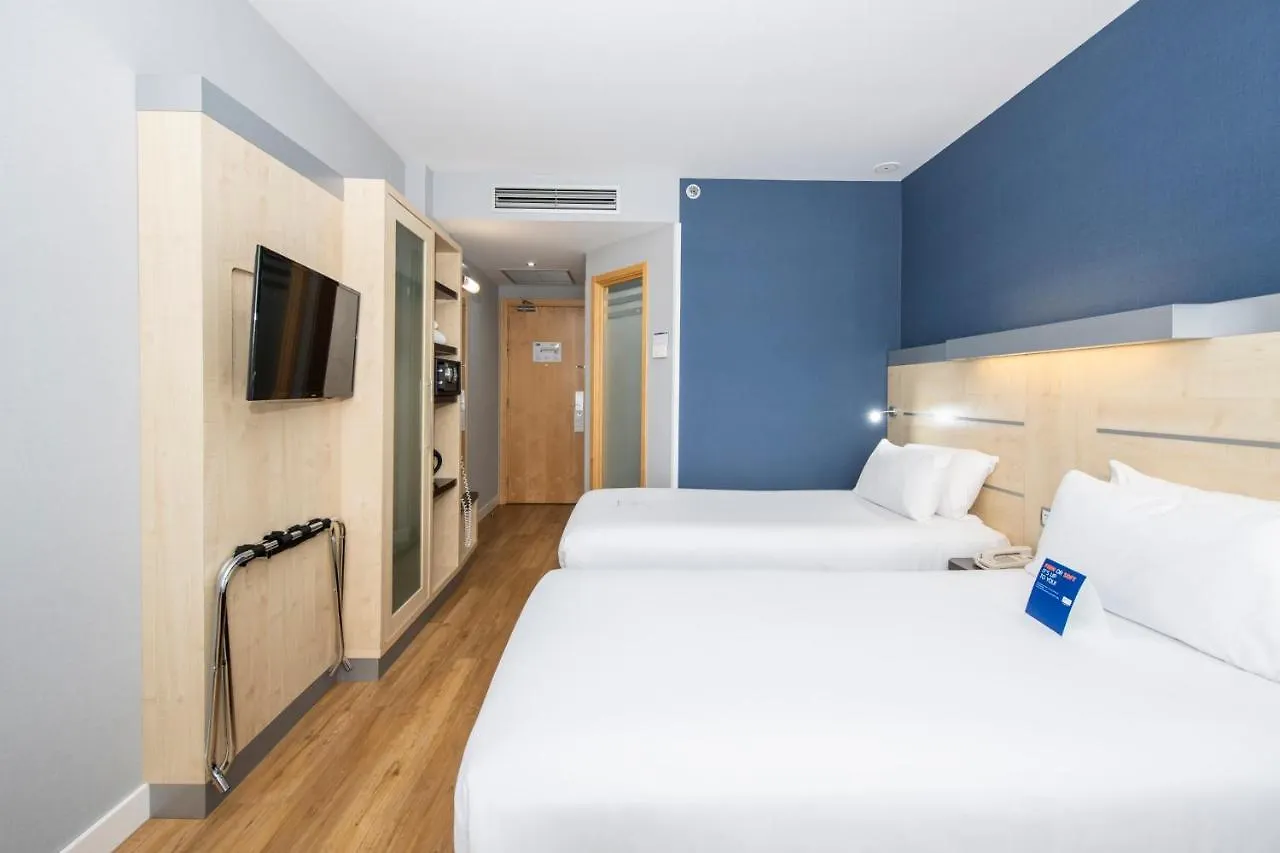 Holiday Inn Express Barcelona City 22@ By Ihg Hotel