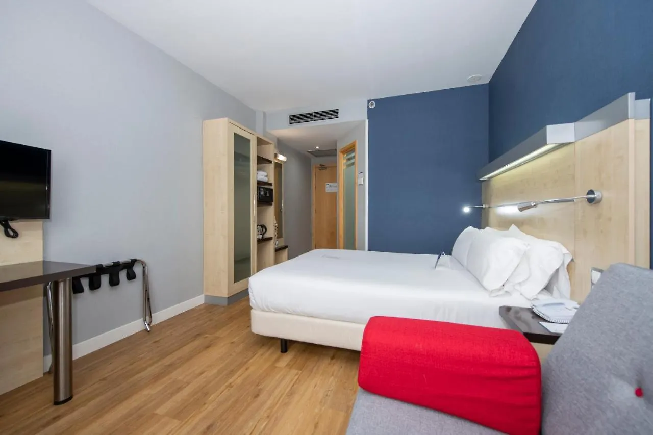 *** Hotel Holiday Inn Express Barcelona City 22@ By Ihg Spain